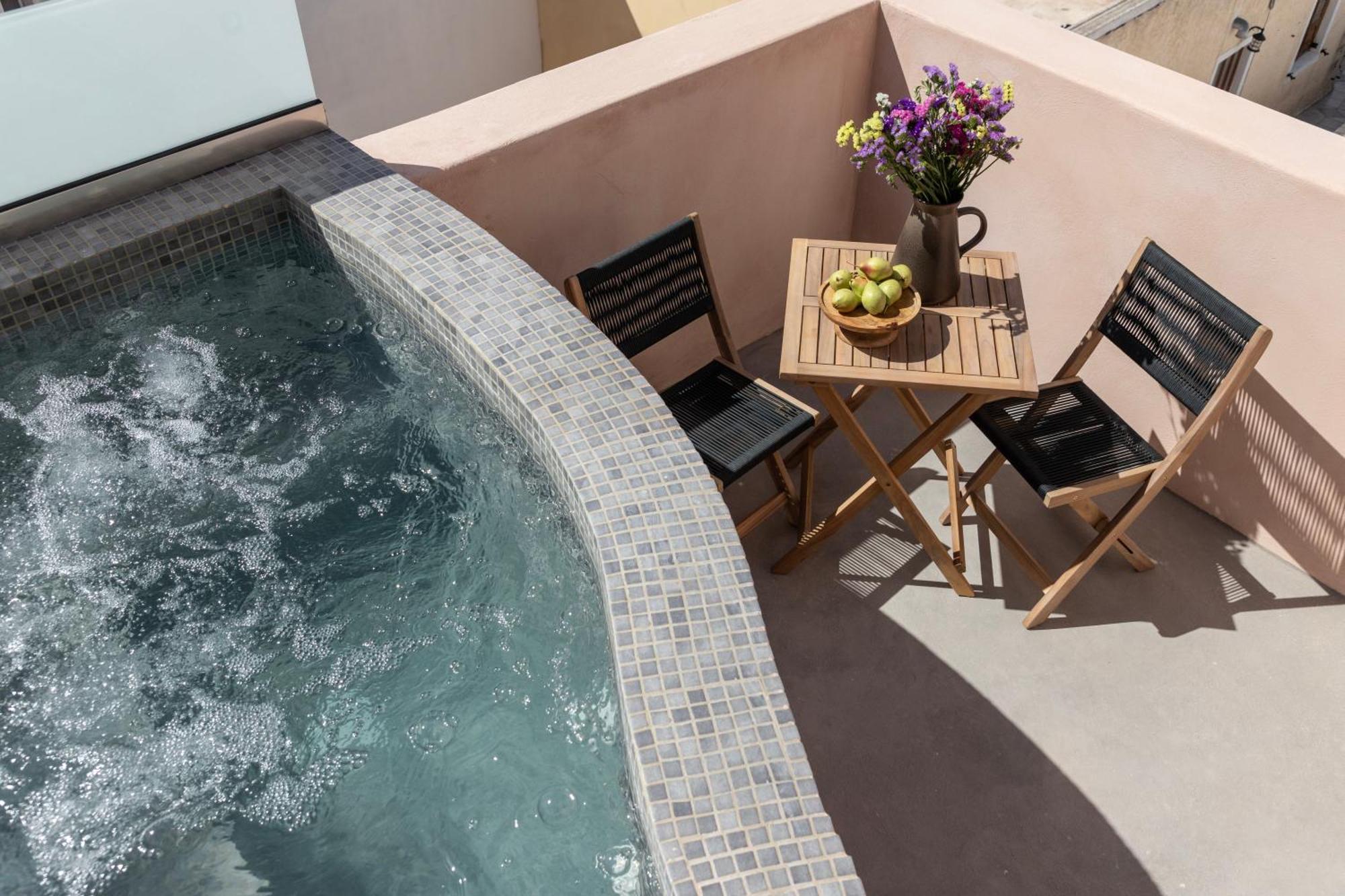 Frescoes Luxury Suites By Kb Hospitality Mesaria Eksteriør billede