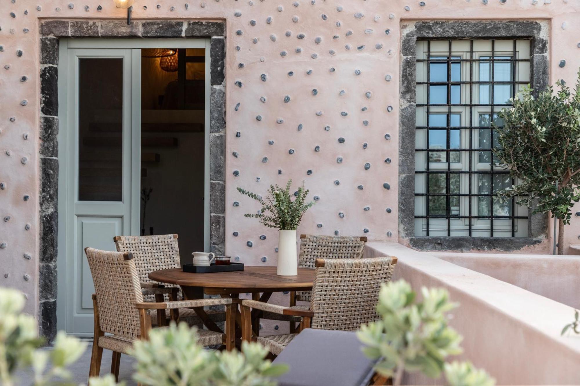 Frescoes Luxury Suites By Kb Hospitality Mesaria Eksteriør billede